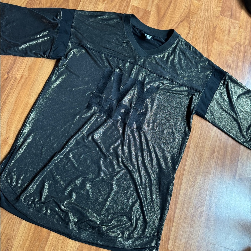 IVY PARK Black and Gold Jersey